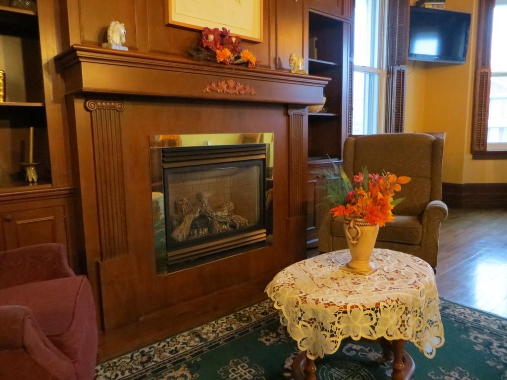 Auberge Montebello Buitenkant foto