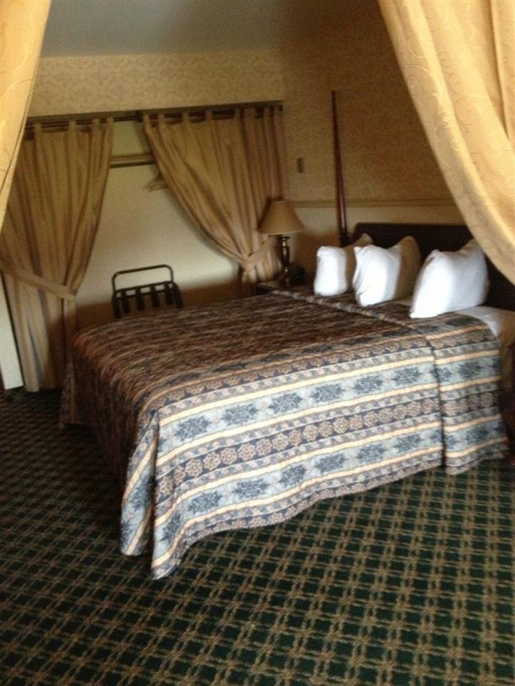 Auberge Montebello Buitenkant foto