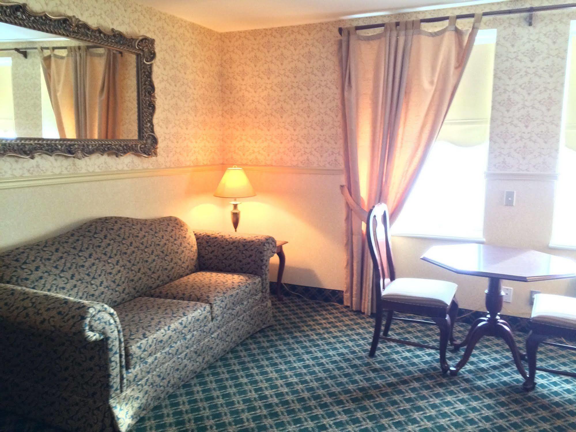 Auberge Montebello Buitenkant foto